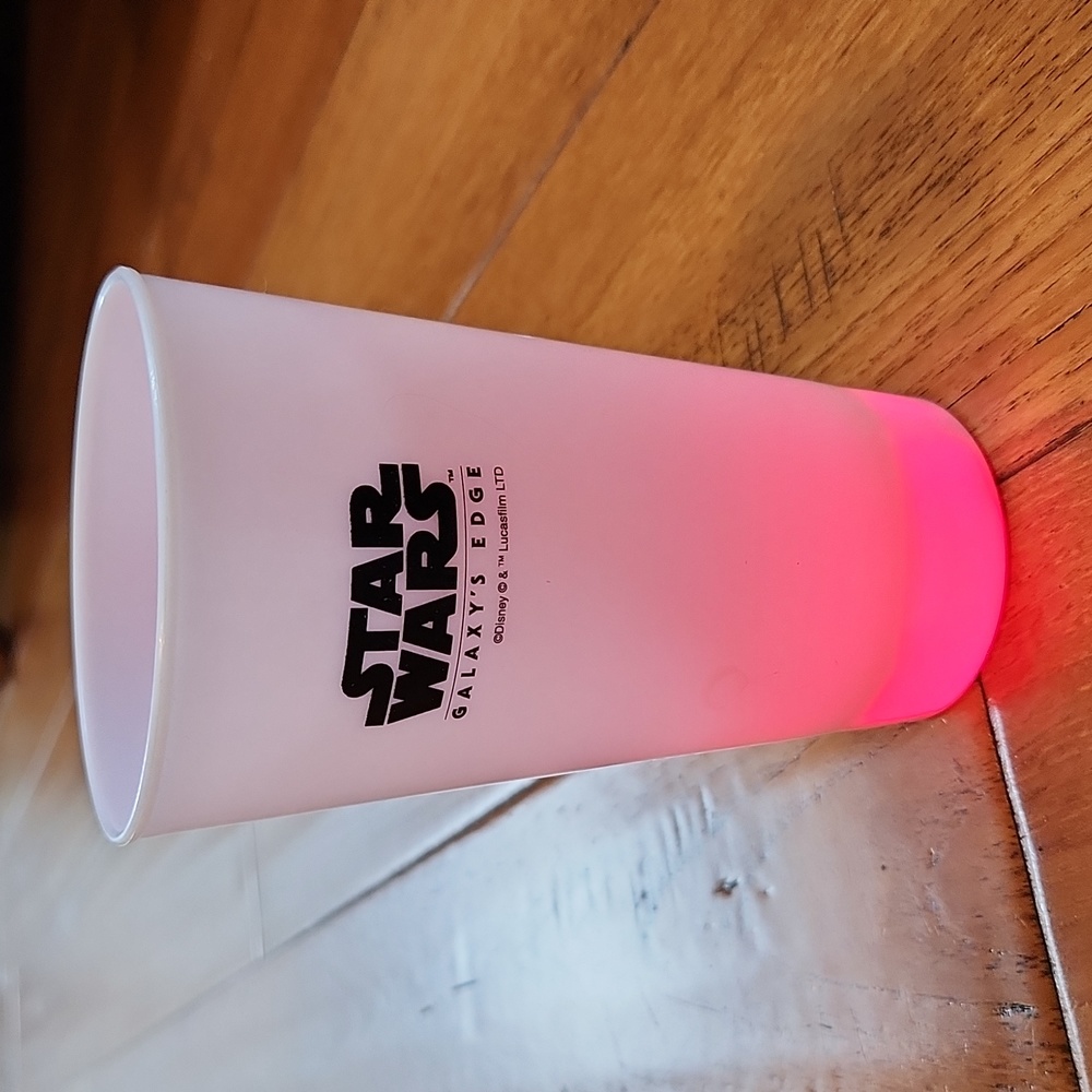 Disney Star Wars Galaxy's Edge opening team cast light-up cup/tumbler